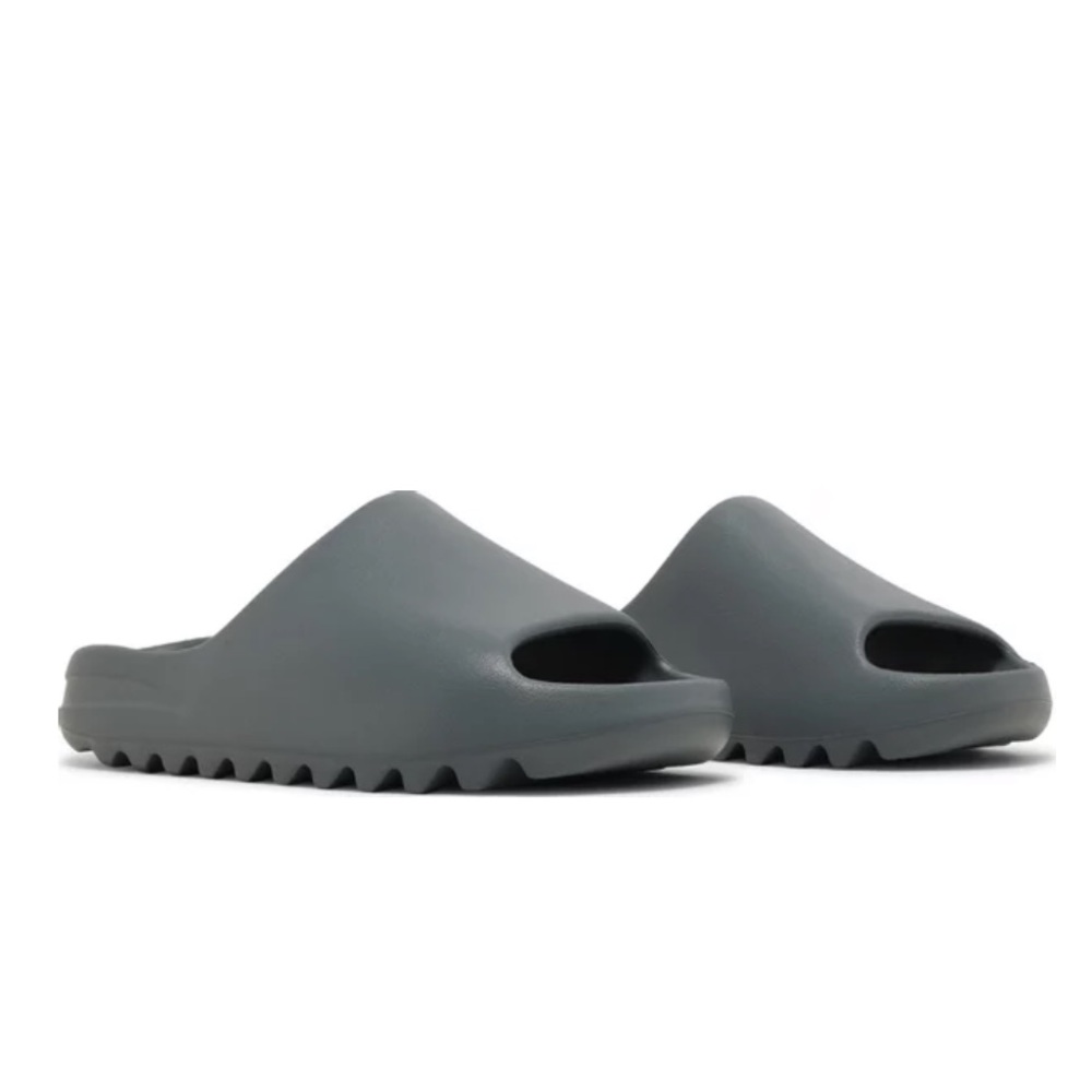 NEW Men’s Yeezy Slides